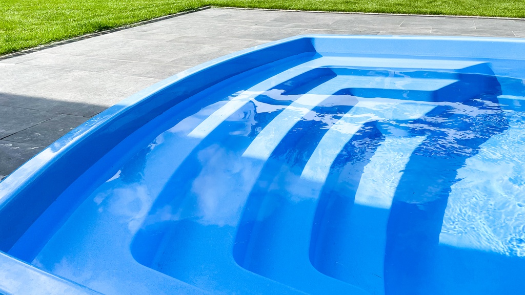 Medewerker lip brandstof PoolPlaza | Polyester zwembad 7 meter Orion