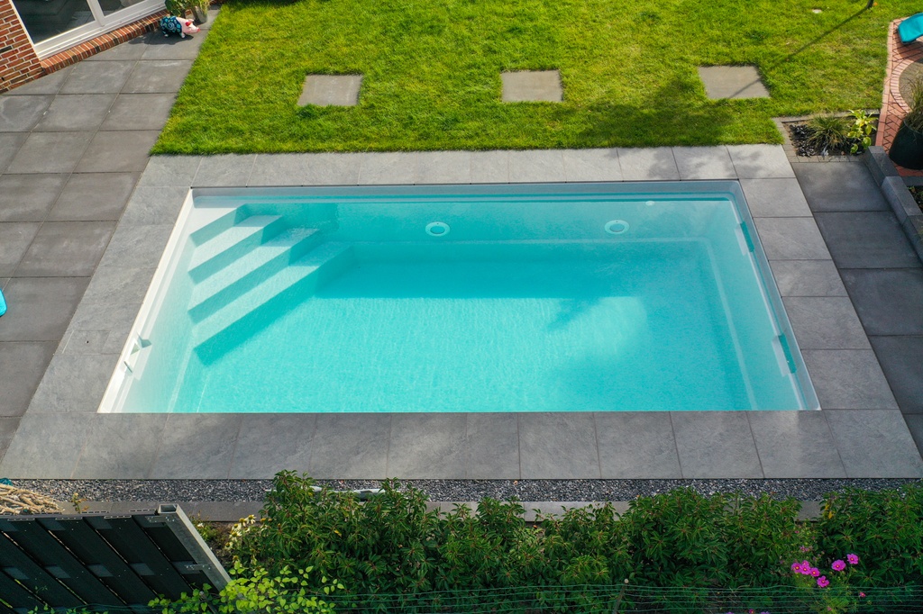 gewelddadig Rechtmatig Meetbaar Polyester (vinylester) zwembad Pegas 6,1 x 3,1 x 1,4 m | PoolPlaza